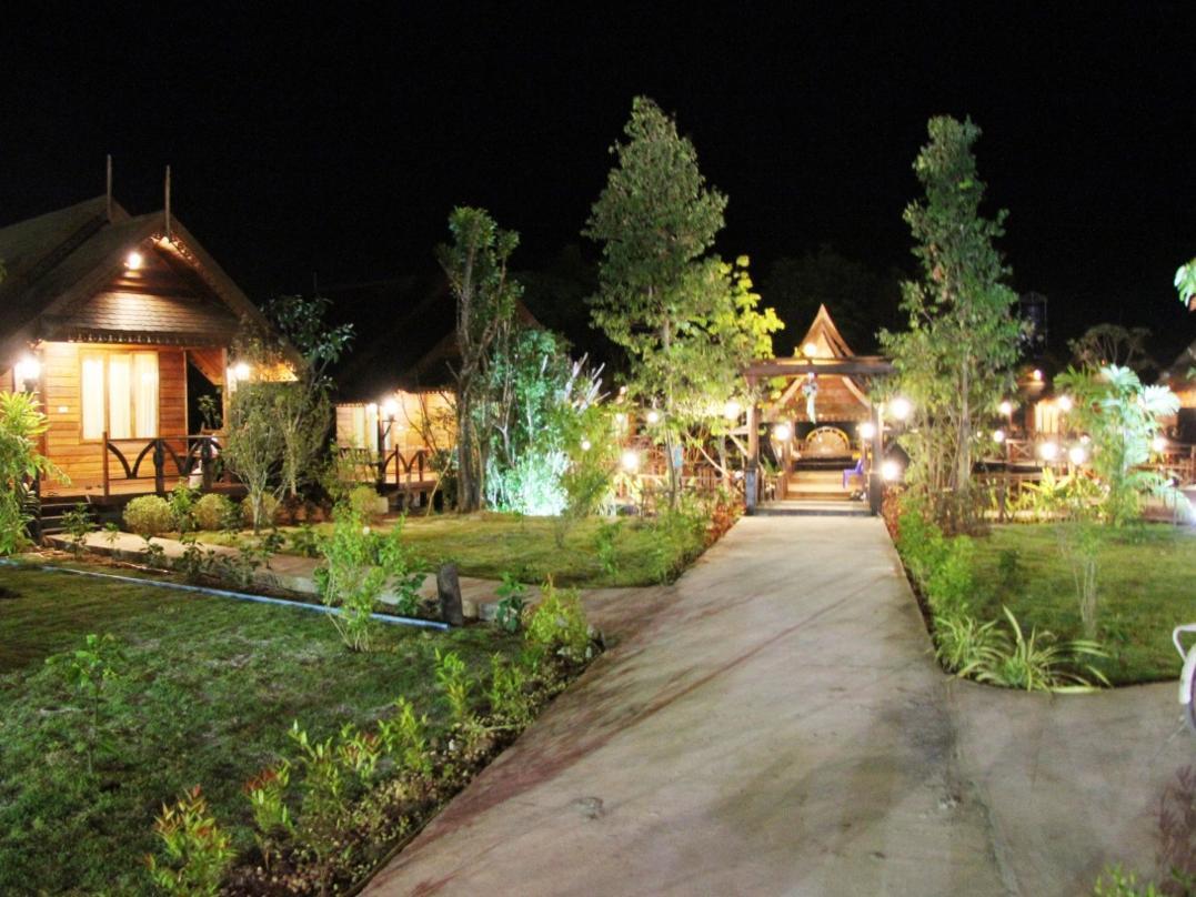 Burilamplai Resort Thung Yai Exterior foto